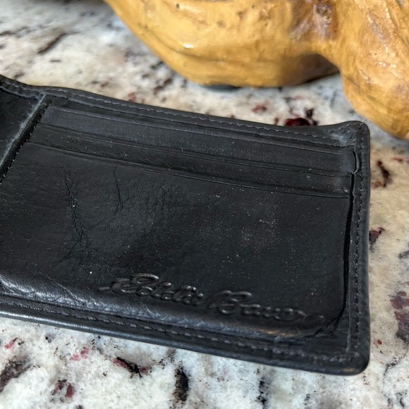 Vintage Eddie Bauer Leather Wallet - Picture 6 of 7